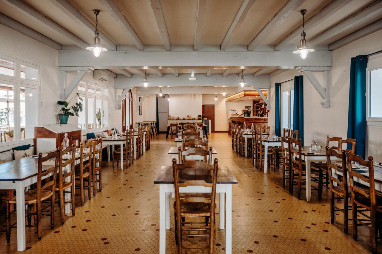 Logis Hotel Restaurant Espelletenia Larceveau-Arros-Cibits ภายนอก รูปภาพ